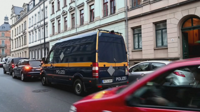 Полицията в германския град Дрезден проведе акция срещу екстремисти заплашвали