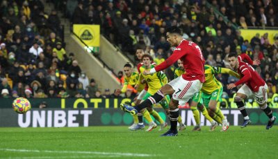 Гол от дузпа на Роналдо донесе победата на Юнайтед срещу Норич