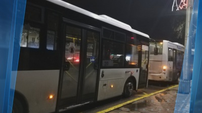 Стрелба по три автобуса от градския транспорт в Пловдив