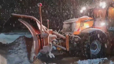 Обилен снеговалеж на прохода Шипка - има ли закъсали автомобили