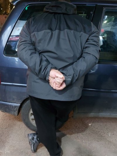 Столични полицаи задържаха мъж, откраднал автомобил в София (СНИМКИ)