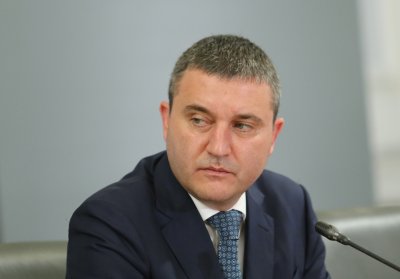Бившият финансов министър Владислав Горанов се опитал да излезе от