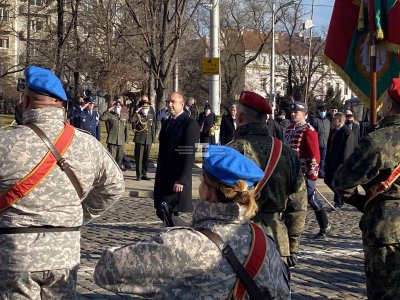 НА ЖИВО: Президентът Румен Радев след Богоявленския водосвет