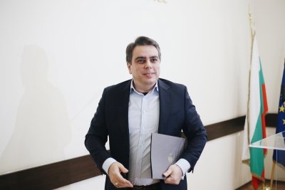 Асен Василев: Бюджет 2022 ще бъде внесен в НС до края на януари