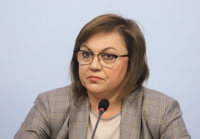 Вицепремиерът и министър на икономиката и индустрията Корнелия Нинова инициира