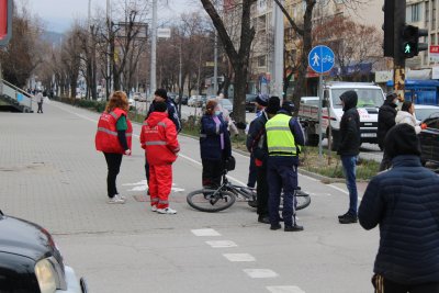 Кола блъсна велосипедист в Благоевград