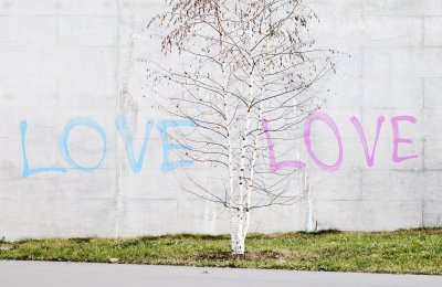 Футболист и съдия се влюбват след мач, в който той е изгонен