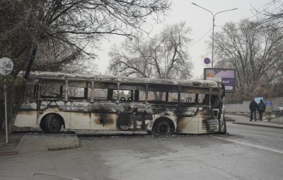 Разруха и унищожения след размириците в Казахстан (Снимки)