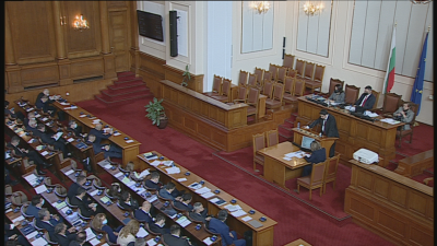Депутатите приеха на първо четене законопроект за удължаване до 31