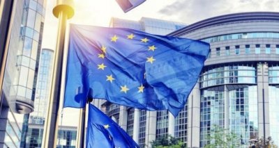 Брюксел доволен от предложението за отпадане на "златните паспорти"