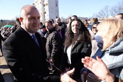 Радев: Има позитивни сигнали от посещението на Петков в РСМ, но да се реши проблемът с македонските българи