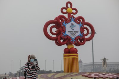 От САЩ препоръчват на олимпийците си да ползват предплатени телефони в Пекин