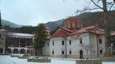 И Бачковският манастир не смогва със сметките за ток