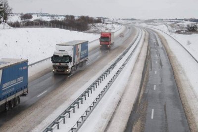 РСМ спря товарните автомобили на пункта "Деве баир" заради снеговалеж