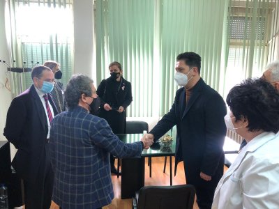 Министърът на външните работи Теодора Генчовска посети Клиниката по онкология