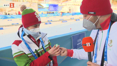 Екатерина Дафовска получи специален подарък от екипа на БНТ по случай годишнината от Олимпийската титла