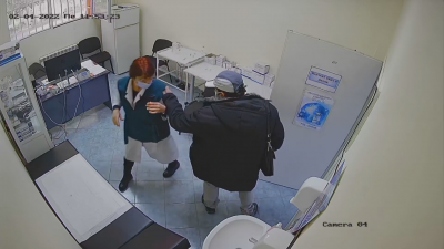 Непознат мъж влезе в имунизационния кабинет на Регионалната здравна инспекция