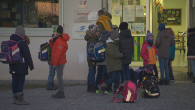 Без маски в училищата в Австрия от понеделник
