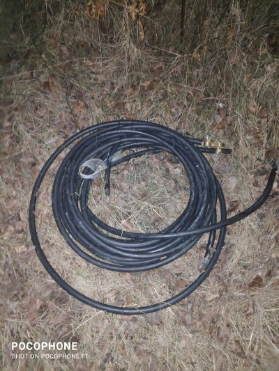 Крадци на кабели от жп инфраструктурата са задържани тази нощ