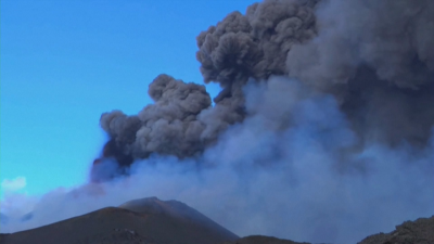 Вулканът Етна един от най активните в света изригна нагорещена
