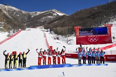 Австрия спечели отборното в алпийските ски в Пекин