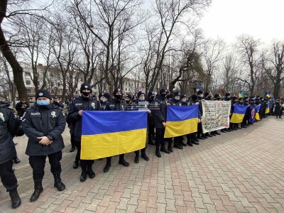 Сепаратистките сили и украинските военни се обвиняват взаимно в нарушения