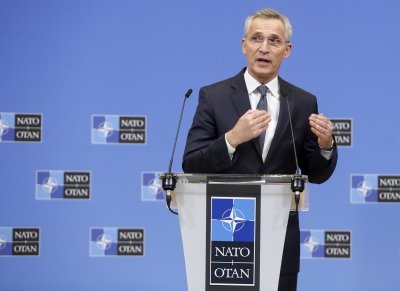 НАТО призова Русия незабавно да изтегли силите си от Украйна
