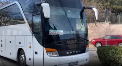 От екипа на БНТ: От Одеса потеглиха два автобуса с български граждани