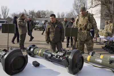 Украинският президент Володимир Зеленски обяви че свиква резервисти за армията