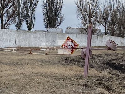 От нашите пратеници: Живот под обстрел в украинския град Маринка (Обновена)