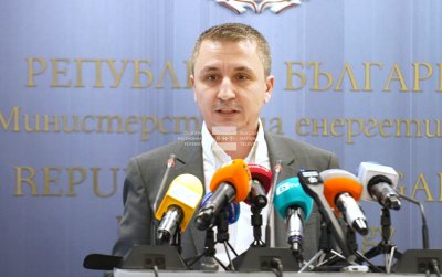 Eнергийният министър Александър Николов съобщи че от средата на февруари