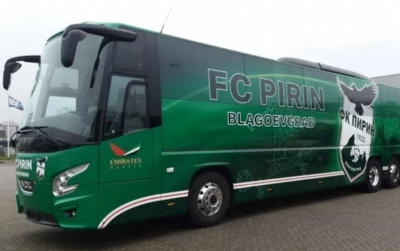 Футболният Пирин предоставя клубния автобус за превоз на бежанци от Украйна