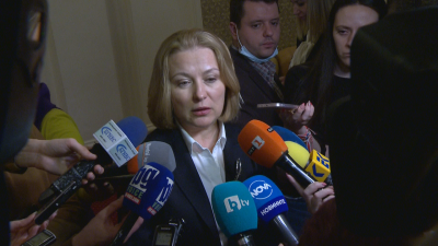 Съдебният министър Надежда Йорданова коментира пред журналисти проведената среща с