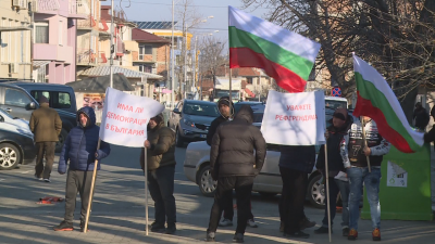 Година след референдума: Обзор още не е отделен от община Несебър, жителите излизат на протест