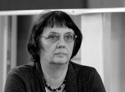 Почина Антоанета Приматарова