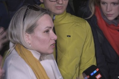 Московски съд осъди Марина Овсянникова да плати глоба в размер