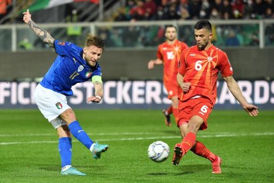 Северна Македония повали Италия с късен гол и ще играе с Португалия за място на Световното