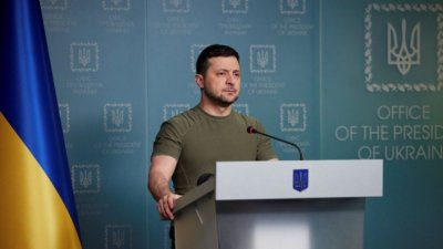 Зеленски в първото си интервю за руски медии: Украйна е готова да обсъди приемане на неутралитет