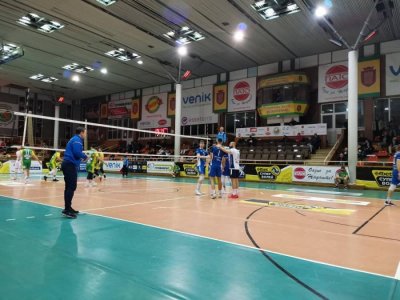 Левски и Дея спорт с победи във волейболния плейоф