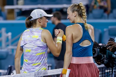 Ига Швьонтек записа своята поредна 15 победа