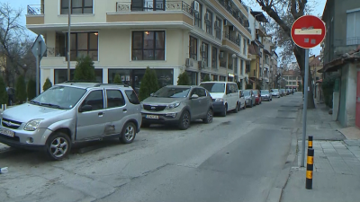 Пиян шофьор блъсна 8 паркирани автомобила в Пловдив и опита