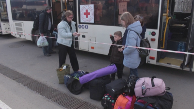 Над 1000 души от Мариупол са евакуирани в Запорожие