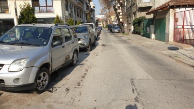 Шофьор блъсна 8 автомобила в Пловдив, бил с над 2 промила алкохол
