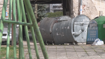 Прокуратурата в Хасково разследва случая с изхвърленото в контейнер бебе