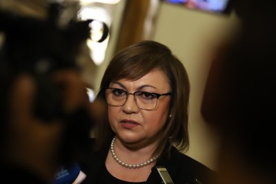 Корнелия Нинова: В коалицията не е обсъждано отзоваването на руския посланик