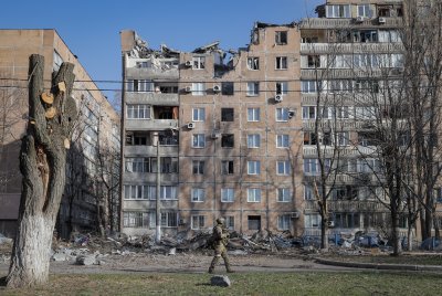 Решаваща битка за Мариупол, очакват се ожесточени боеве в Донбас
