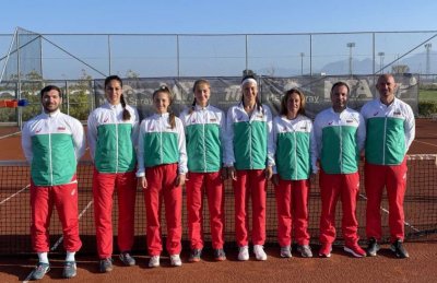 България загуби от Словения на "Били Джийн къп"