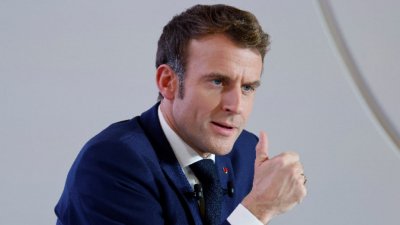 Макрон след победата на първи тур: Призовавам всички да се обединим за Франция