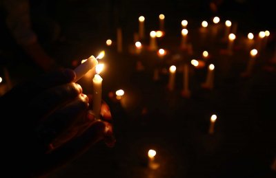 Св. Синод: На Великден ще се ползва Благодатният огън от миналата година