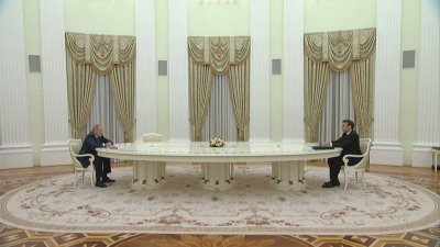 Във Франция изключително важен избор за цяла Европа особено